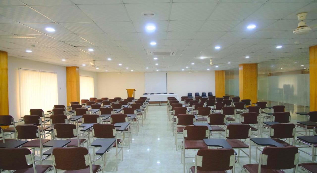 Gazipur Cculb Resort & Convention Hall מראה חיצוני תמונה